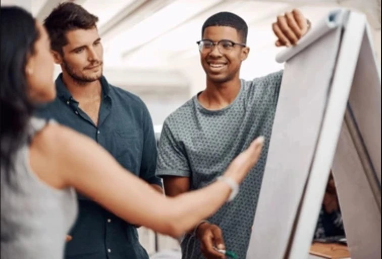 Why Global Internship Programs Matter More Than Degrees