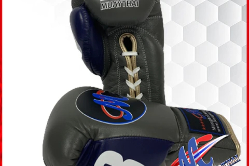 In the Ring with Precision: The World of Professional Boxing Gloves