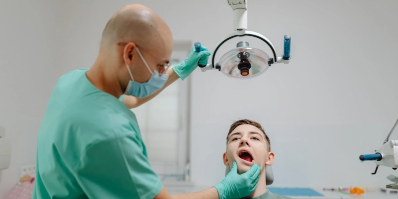The Complete Guide to Tooth Extraction: From Consultation to Recovery