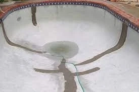 Expert Guide to Repairing Swimming Pool Cracks