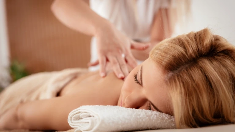 5 Advantages of Therapeutic Massage for Health