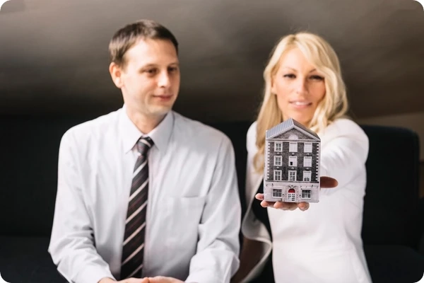 How LA Real Estate Agents Evaluate Neighborhood Trends