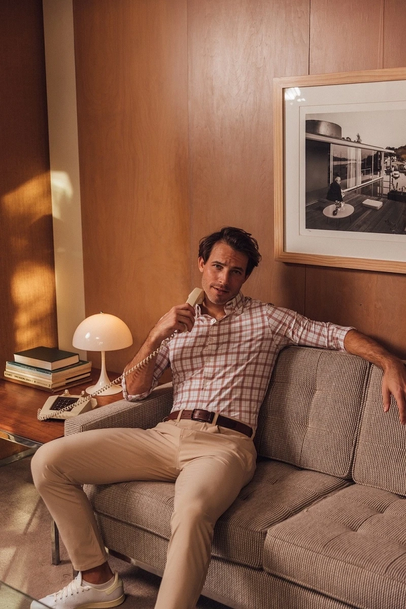 4 Work Meetings and What to Wear to Each One