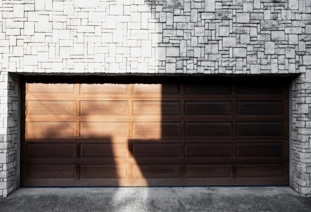 The Importance of Finding a Reliable Garage Door Service near me