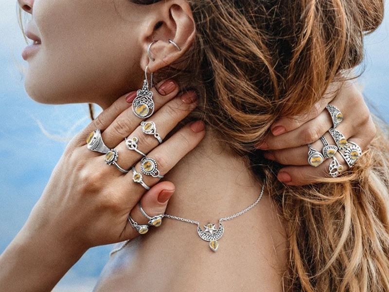 Exploring Bumble Bee Jasper Jewelry's Impact on Your Chakras