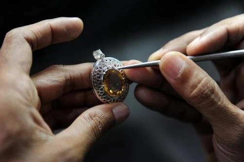 2 Benefits Of Repairing Your Gold Jewellery