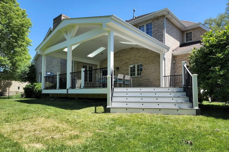 Unlock Your Dream Deck with Milton's Skilled Deck Builders