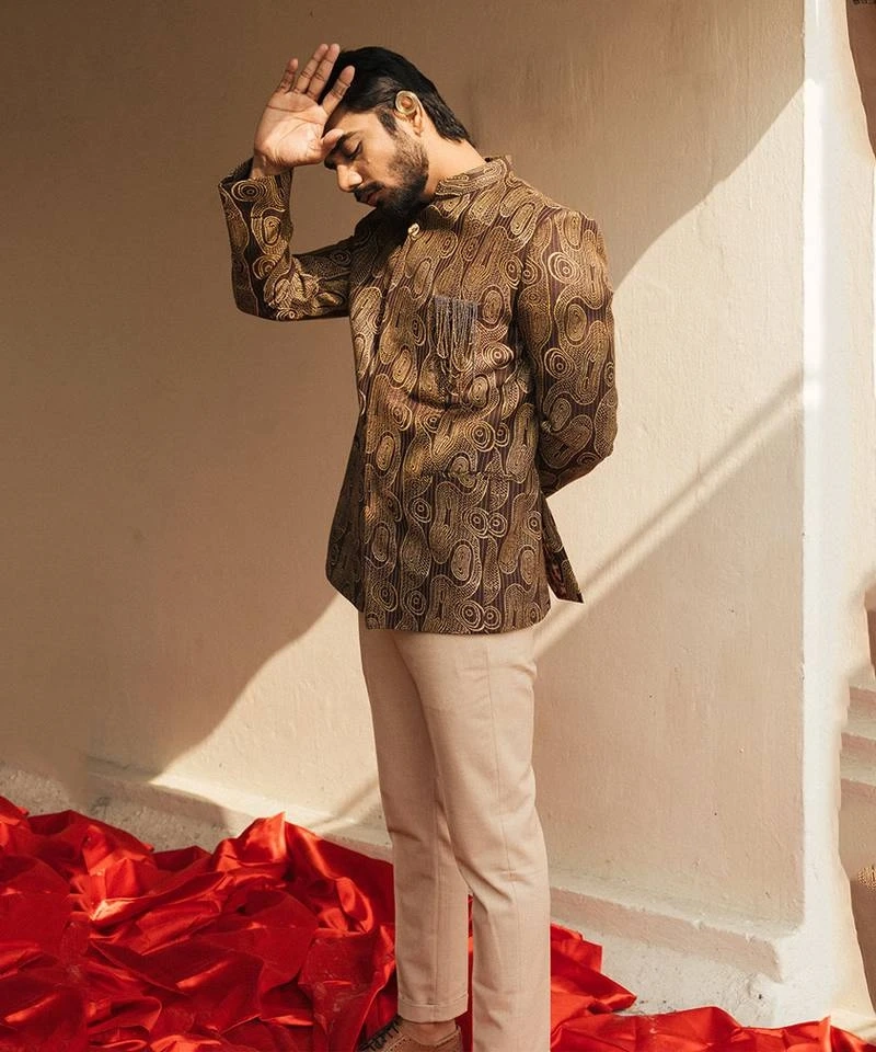 How to Style Bandhgala Suits for Men?