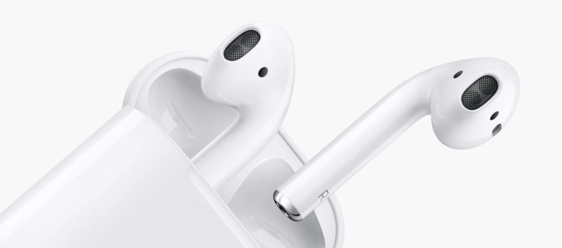AirPods Won't Charge or Pair? Here Are Some Quick Fixes