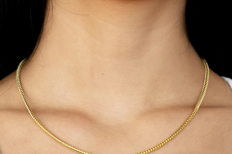 Lovebling - Unveil Elegance and Timeless Beauty with Our Hollow Gold Rope Chains for Women Online