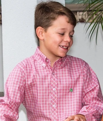 How to Wear a Button-Down Shirt