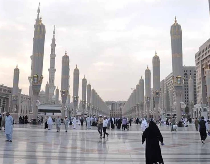 Economy Umrah Packages 2023 with delightful feelings from UK | Qibla tavels