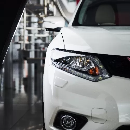 Work and Travel Between Dubai and Abu Dhabi