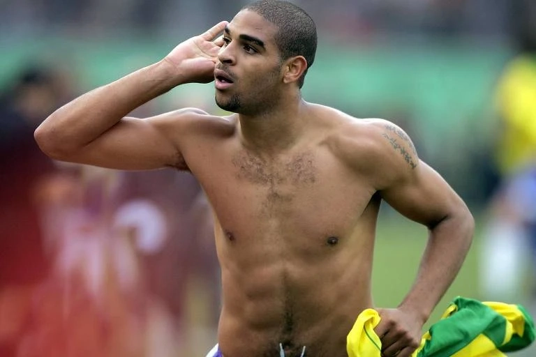 Brasil campeão da Copa América de 2004 é destaque da TV nesta quarta
