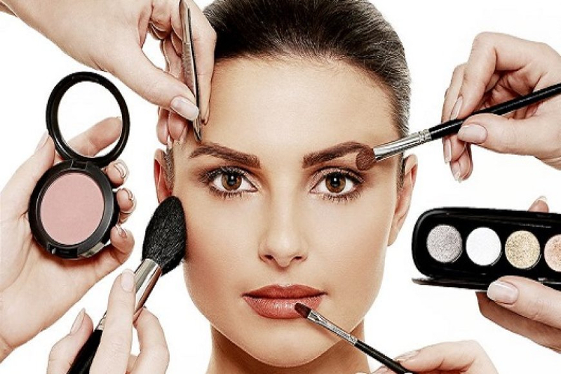 Makeup Artist Course In Kullu