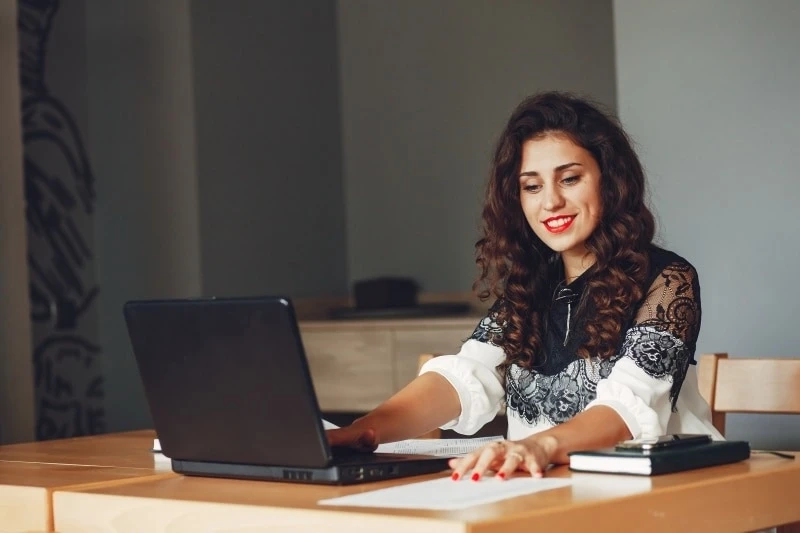 Intelligent Document Processing -- Implementation Benefits for Businesses