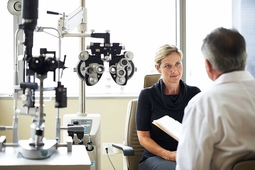 A Complete Guide on Identifying the Best Optometrist for You