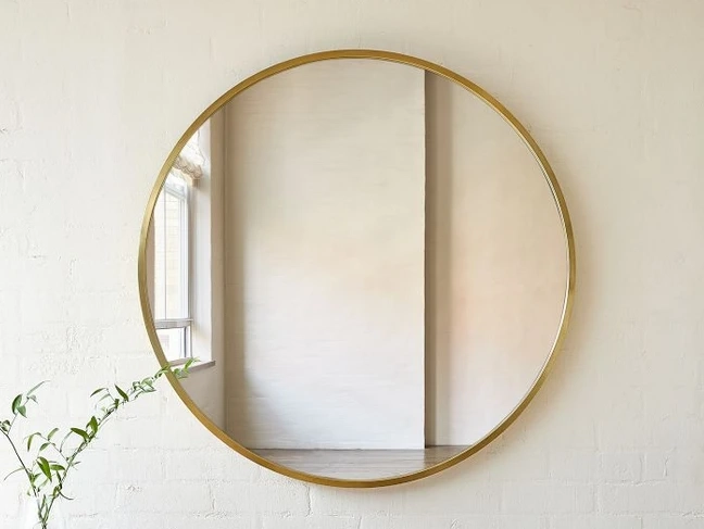 Gold Framed Mirror Styling Tips: From Classic to Contemporary Spaces!