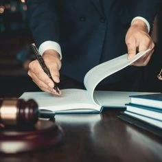 Navigating Legal Challenges: The Role of a Criminal Lawyer in Nainital