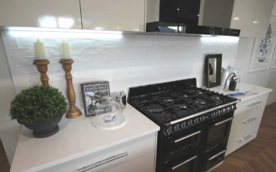 Kitchen & Splashback Tiles: Versatile & Durable
