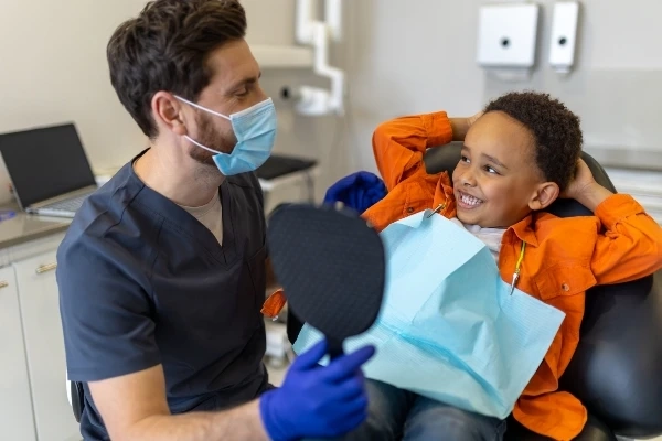 Choosing the Right Pediatric Dentist for Your Child: A Helpful Checklist