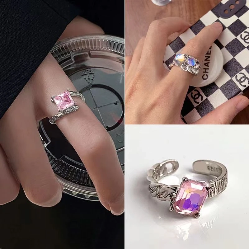 Why is the model for wholesale jewelry so popular?