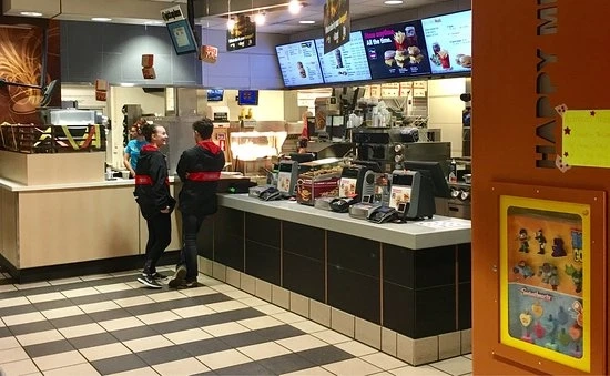 Fast Food and Quick Service Restaurant Market Share, Value, Key Players and Opportunity 2023-2028