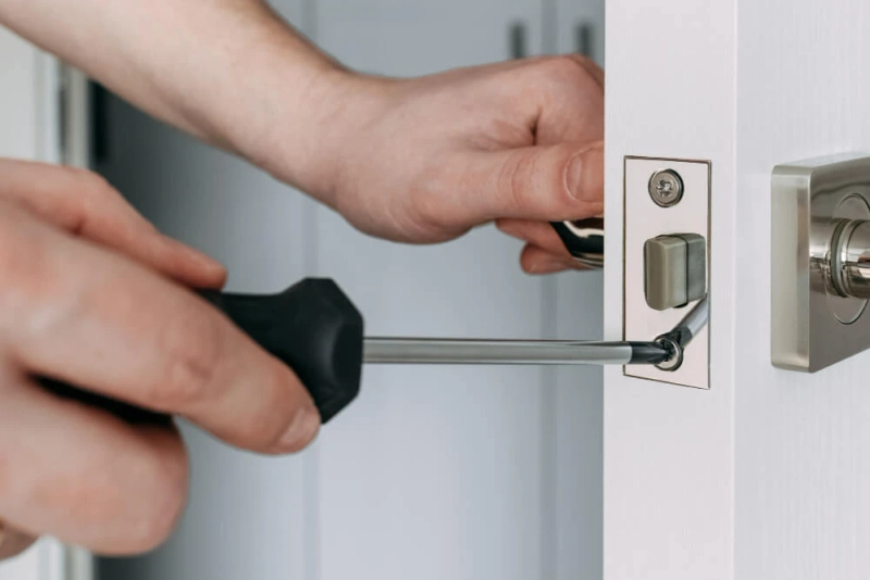 Why Choose a Deadbolt Keypad Lock