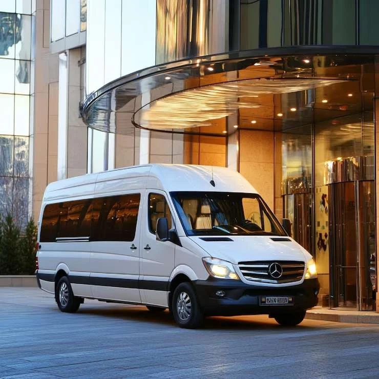 Looking for the Best Luxury Tempo Traveller on Rent in Mumbai? Here’s What You Need to Know