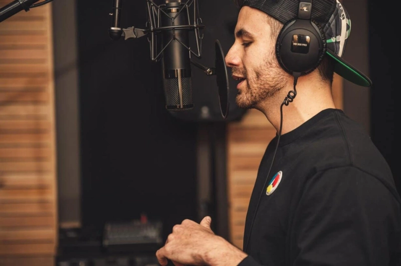 How To Create Professional Music In A Beginner Studio