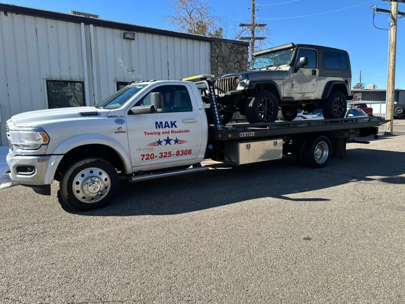 The Top 10 Benefits of Hiring a Professional Towing Service in Aurora