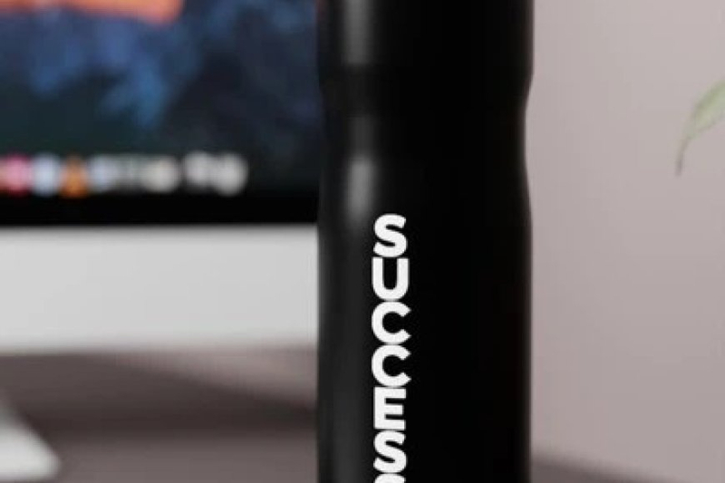 The Importance of Custom Water Bottles and Reusable Water Bottles: A Sustainable Solution