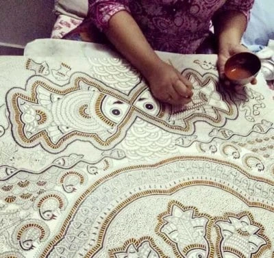 FROM MUD HUTS TO PAPER: THE STORY OF MADHUBANI PAINTING