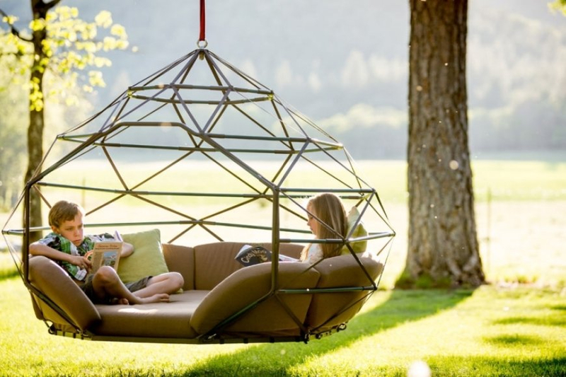 From Classic to Contemporary: Styles and Trends in Outdoor Swing Design