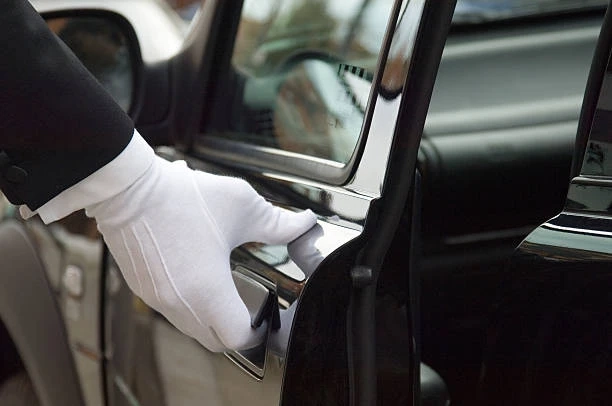 10 Essential Reasons to Choose Door to Door Transportation Services