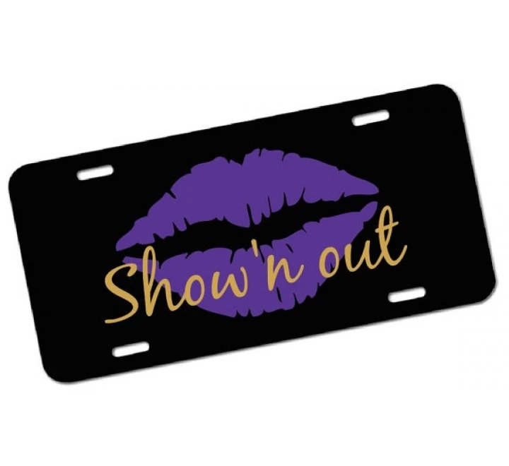 Crafting the First Impression with Custom Swing Tags