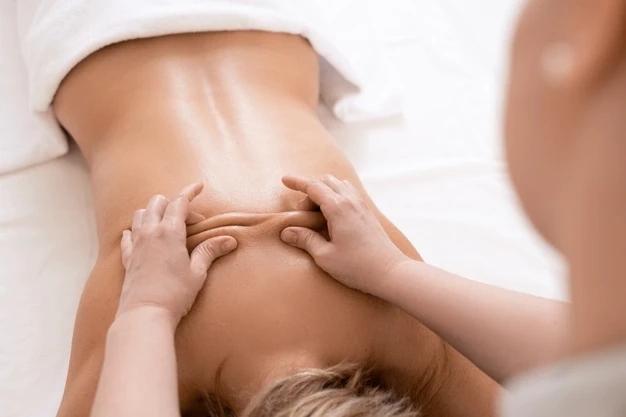 Deep Tissue Massage & its Impacts on the Body!