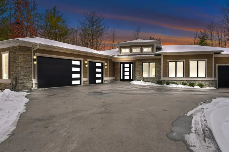 Real Estate HDR image Blending AI VS human editor
