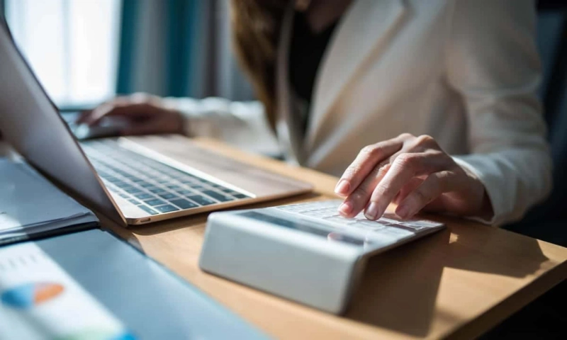 What are high risk merchant services?