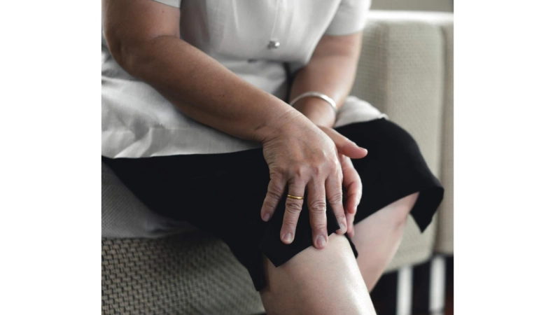 An Ultimate Guide of Joint Pain and Menopause & How to Ease It