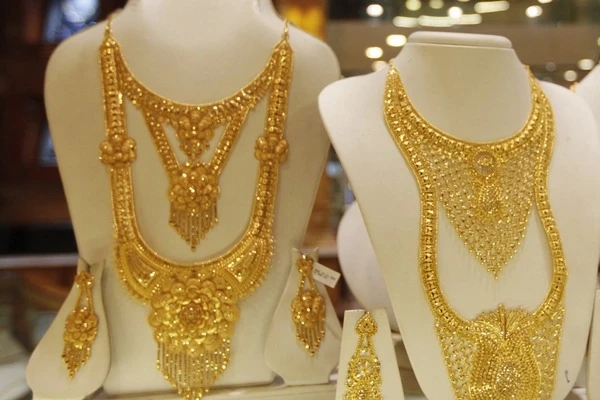 HOW MORTGAGING YOUR GOLD JEWELLERY CAN ASSIST YOU IN OBTAINING CASH