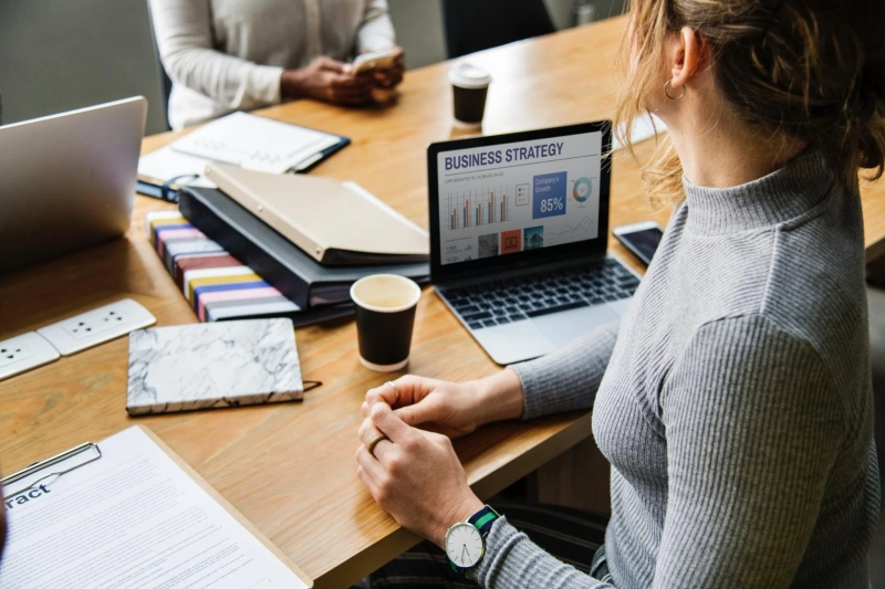 What Are The Top Advantages Of One-Person Companies?