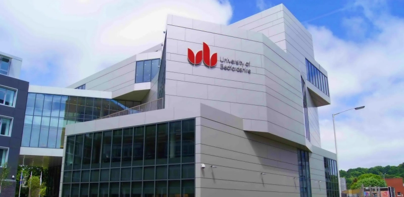 Become a global reporter with an M.A. International Journalism