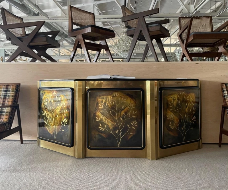 Mid-Century Modern Furniture Connecticut: How to Find and Choose The Right Piece