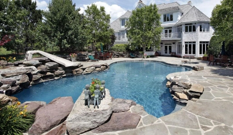 The Allure of Gunite Pools