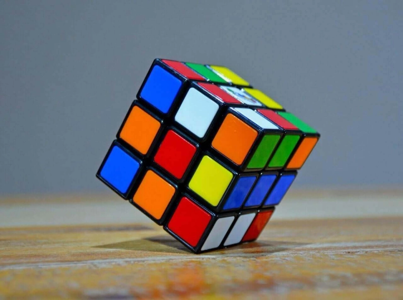 7 Tips and Tricks to Solve the Rubik's Cube Faster