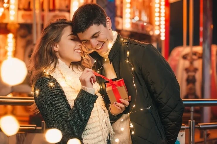 7 Fantastic Anniversary Gifts For The Love Of Your Life