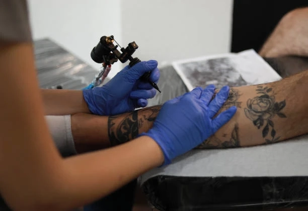 Fade to Clear: Tattoo Removal Clinics in Riyadh