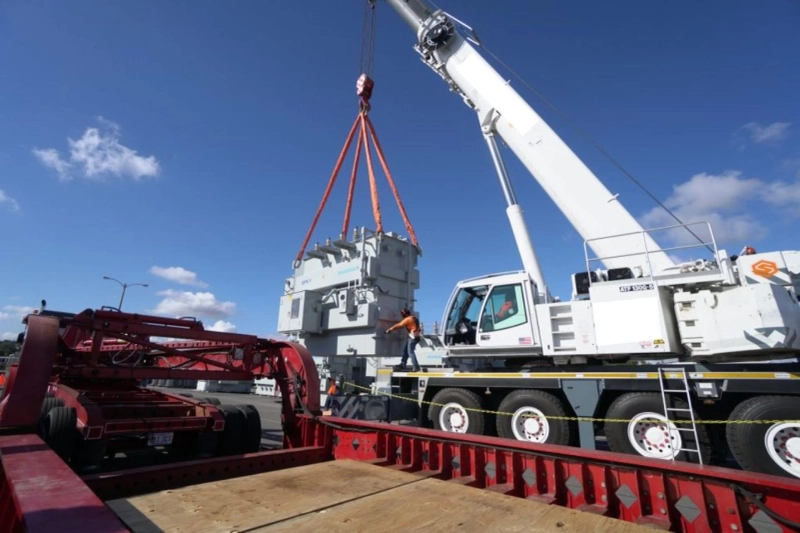 Heavy Equipment Transport and Lifting Solutions You Can Trust in Abu Dhabi