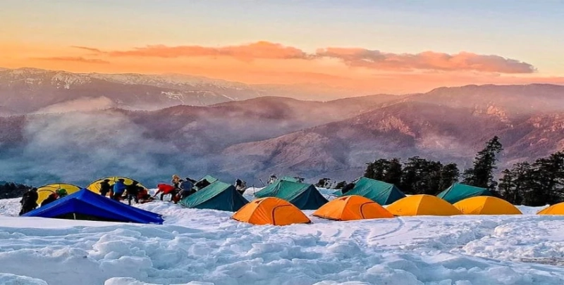 What makes Kedarkantha a good trek for beginners?